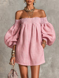 Violette | Vestido mini trapecio rosa con mangas acampanadas y hombros al aire
